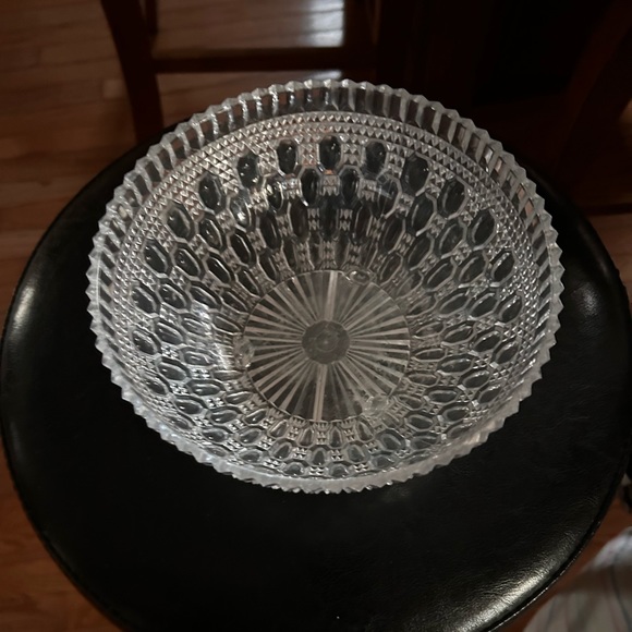 Vintage Regaline acrylic Serving Dish Bowl - Picture 2 of 3